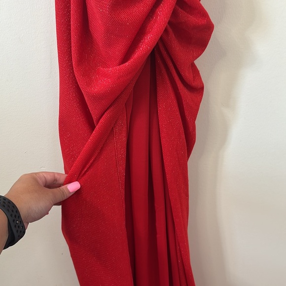 NEW Michael Costello x Revolve Brigitte Gown in Red Size Medium - Picture 9 of 10